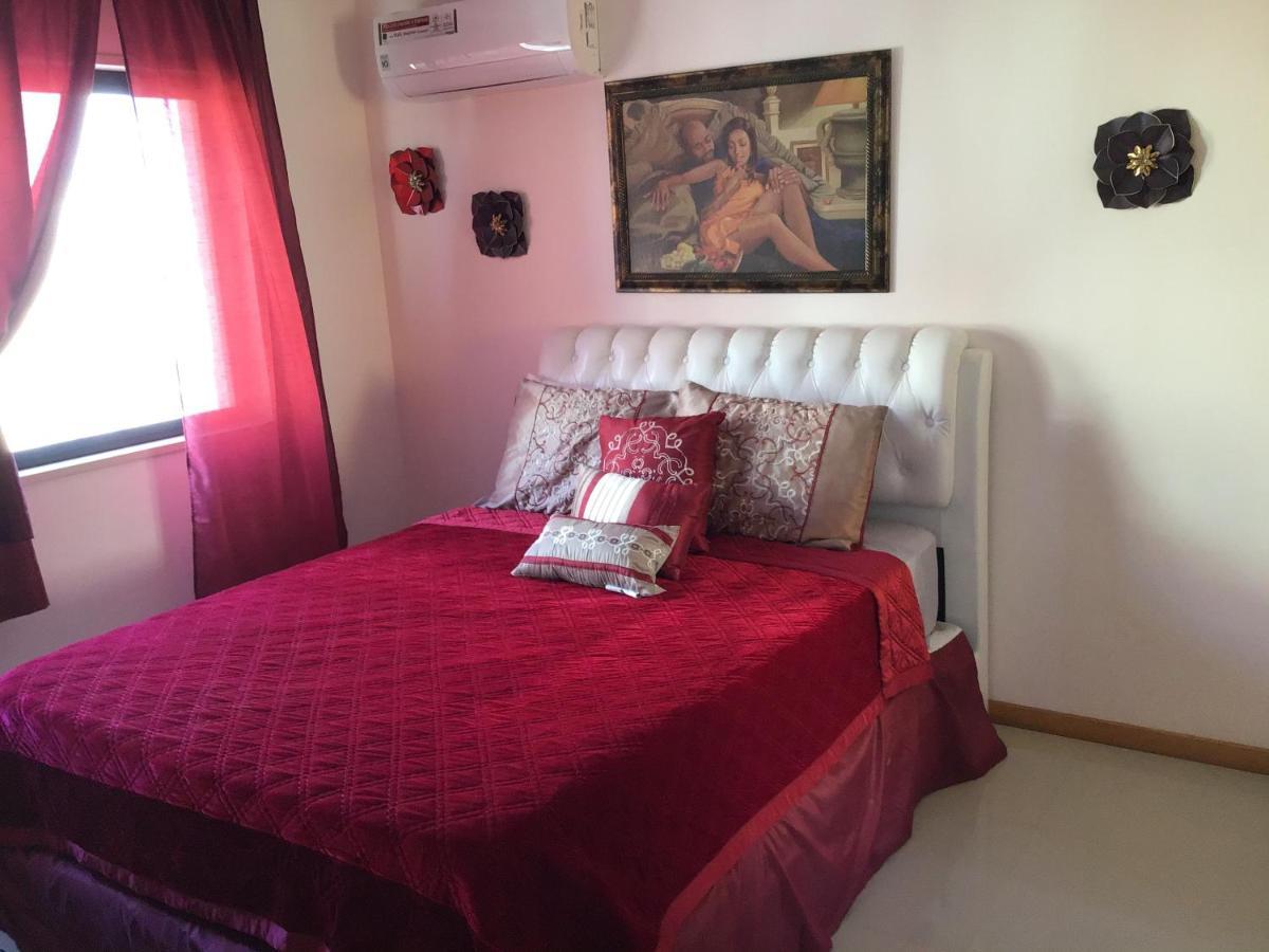 Your Home Away From Home Praia Esterno foto